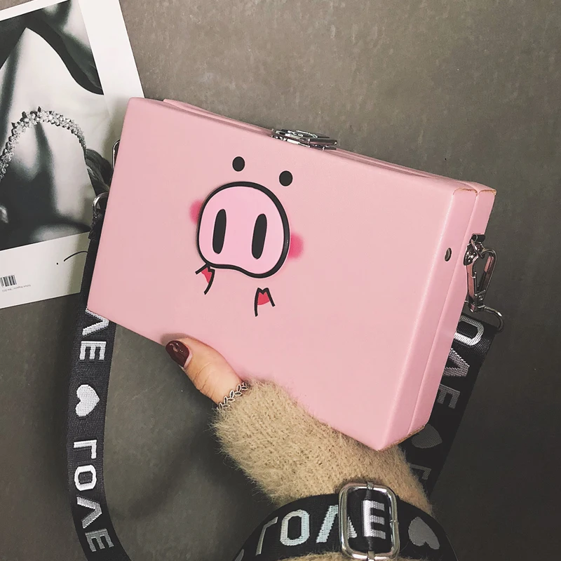 2019 Cute Pink Women Box Shape Bag Letter Wide Strap Bag for Women Square Single Shoulder Bags Casual Shoulder Messenger Bag
2019 Cute Pink Women Box Shape Bag Letter Wide Strap Bag for Women Square Single Shoulder Bags Casual Shoulder Messenger Bag