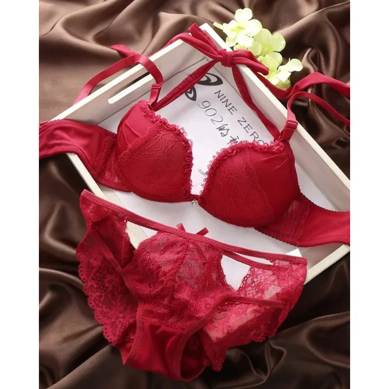 Бюстгальтер 