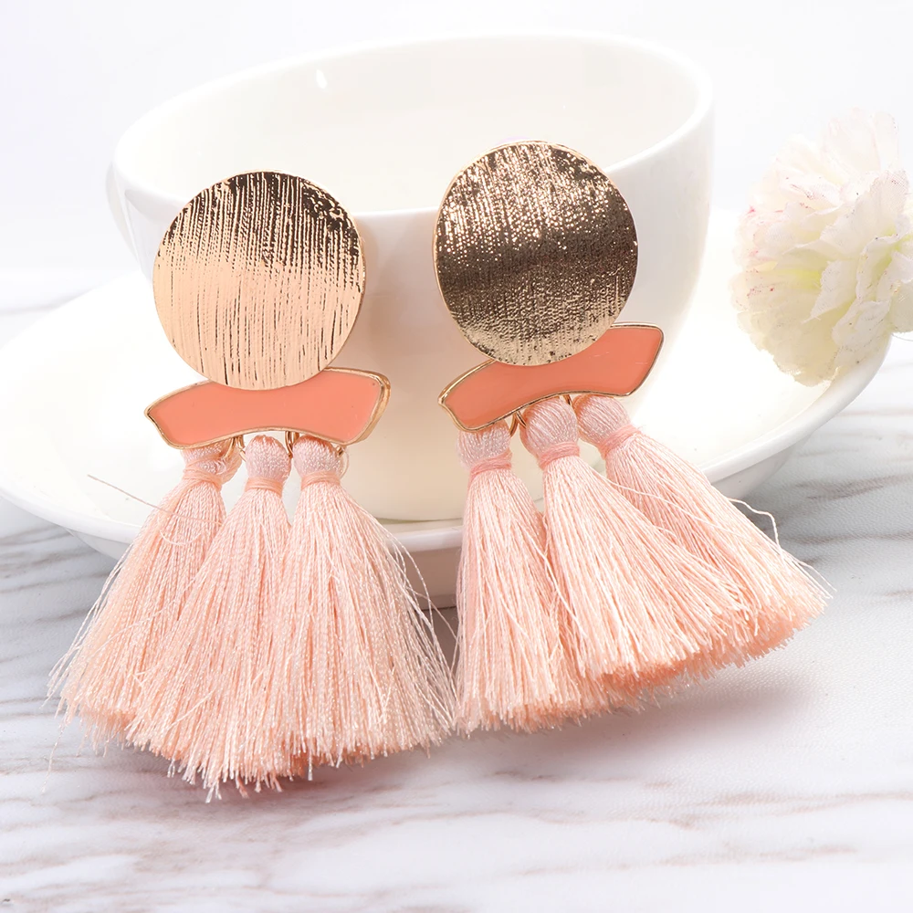 1 Pair Long Tassel Women Wedding Bohemian 6 Colors Fringed Dangle Ear Hoop Geometric Alloy Bohemia Earrings
1 Pair Long Tassel Women Wedding Bohemian 6 Colors Fringed Dangle Ear Hoop Geometric Alloy Bohemia Earrings