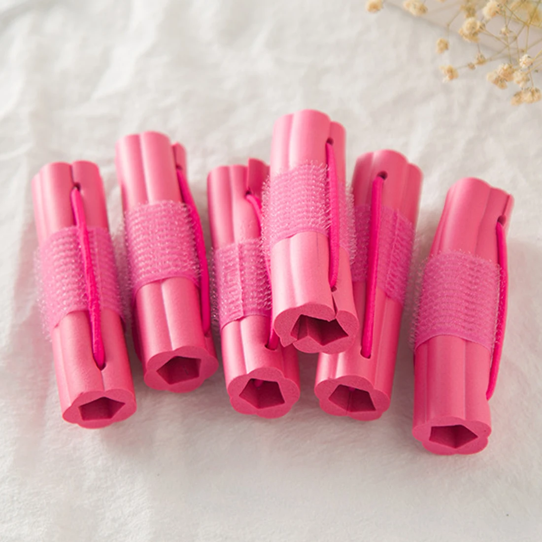 6pcs Magic Foam Sponge Hair Curler DIY Wavy Hair Travel Home Use Soft No Hurt Hair Curler Rollers Styling Hairdressing Tools
6pcs Magic Foam Sponge Hair Curler DIY Wavy Hair Travel Home Use Soft No Hurt Hair Curler Rollers Styling Hairdressing Tools