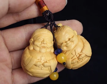 Creative boxwood crafts couple bag hanging decorations, characters old ladies hand hanging decorative gifts free shipping
Creative boxwood crafts couple bag hanging decorations, characters old ladies hand hanging decorative gifts free shipping