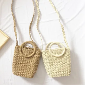 Vintage Circular Ring Handle Lively Square Straw Beach Bag Shoulder Bags Vacation Women Crossbody Tote Leisure
Vintage Circular Ring Handle Lively Square Straw Beach Bag Shoulder Bags Vacation Women Crossbody Tote Leisure