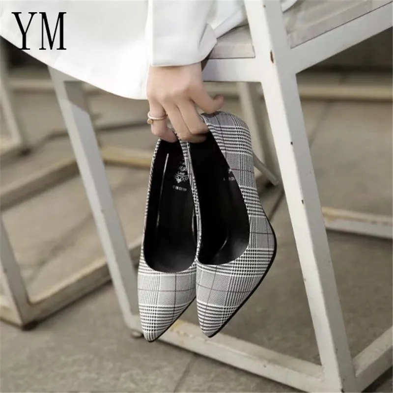 Fashion 2018 New High Heels Grid Shoes Women Pumps Office Lady Pointed Toe Sexy Wedding Sapato Feminino Spring Wear non-slip
Fashion 2018 New High Heels Grid Shoes Women Pumps Office Lady Pointed Toe Sexy Wedding Sapato Feminino Spring Wear non-slip