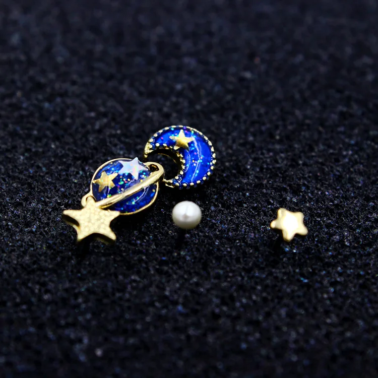 2016 New Japanese Zipper Style Punk Summer Deep Blue Five Point Star Moon Planet Universe Stud Earrings Gold Women Jewelry
2016 New Japanese Zipper Style Punk Summer Deep Blue Five Point Star Moon Planet Universe Stud Earrings Gold Women Jewelry