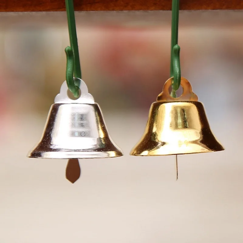 10Pcs/Lot Stainless Steel Bells Christmas New Year Christmas Tree Decorations Pendants Small Mini Bell Ornament Gold/Silver Cute
10Pcs/Lot Stainless Steel Bells Christmas New Year Christmas Tree Decorations Pendants Small Mini Bell Ornament Gold/Silver Cute