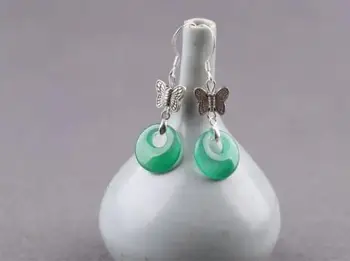 Limited edition natural JADEST earrings, carved green doughnuts, butterfly earrings, S925 Tremella hook thread, girls jewelry
Limited edition natural JADEST earrings, carved green doughnuts, butterfly earrings, S925 Tremella hook thread, girls jewelry