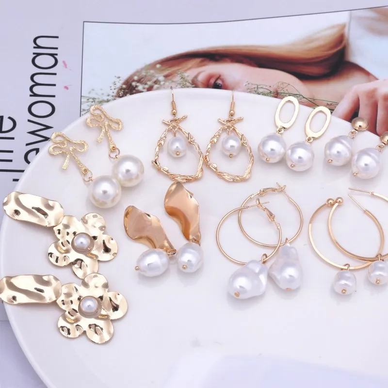 EK314 New Design Metal Gold Color Circle Cross Heart Geometric Irregular Natural Imitation Pearl Drop Earrings for Women Jewelry
EK314 New Design Metal Gold Color Circle Cross Heart Geometric Irregular Natural Imitation Pearl Drop Earrings for Women Jewelry