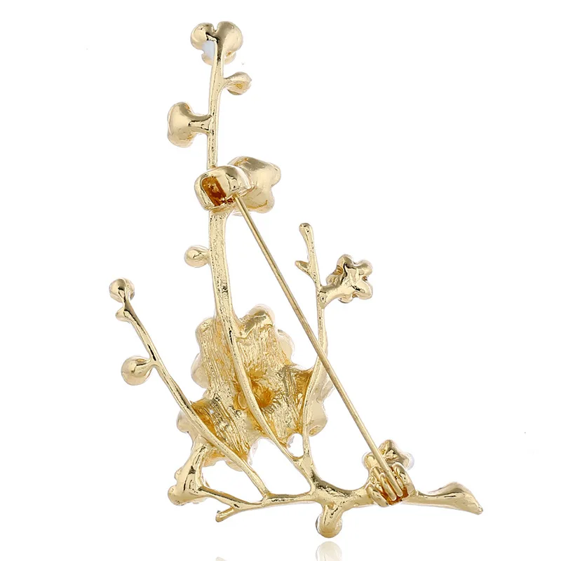 Plum Blossom Brooches for Women White Enamel Flower Golden Ally Bouquet Brooch