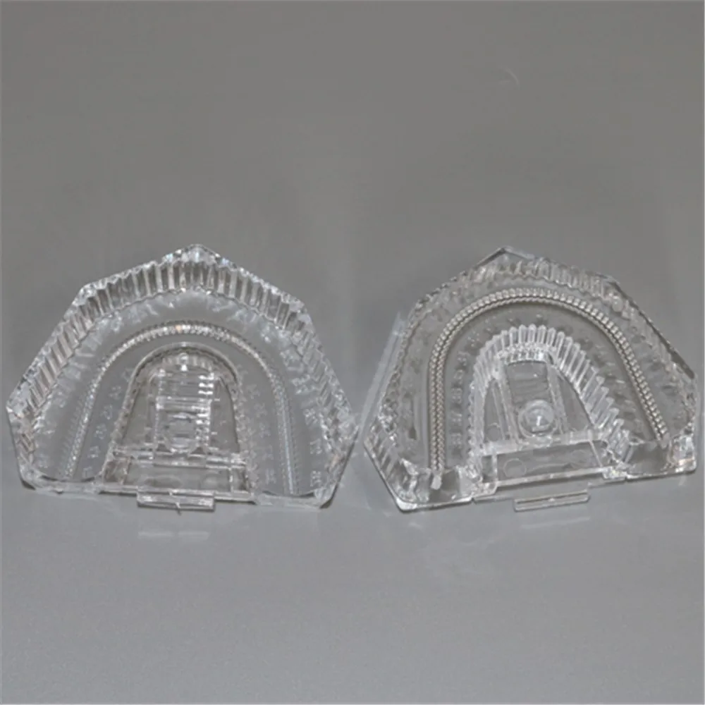 100 Pcs/Lot Disposable Strong Plastic Dental Mold Base Denture Tray Dental Lab Sectioned Base Kit Transparent
100 Pcs/Lot Disposable Strong Plastic Dental Mold Base Denture Tray Dental Lab Sectioned Base Kit Transparent