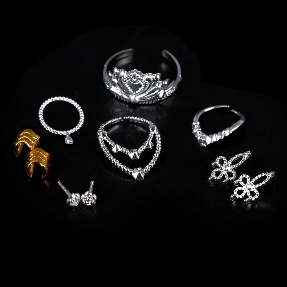 10Pcs/Set fashion Crystal Plastic Sliver Crown Headband Necklace Bracelet for Doll Girls Headwear Doll Toys
10Pcs/Set fashion Crystal Plastic Sliver Crown Headband Necklace Bracelet for Doll Girls Headwear Doll Toys