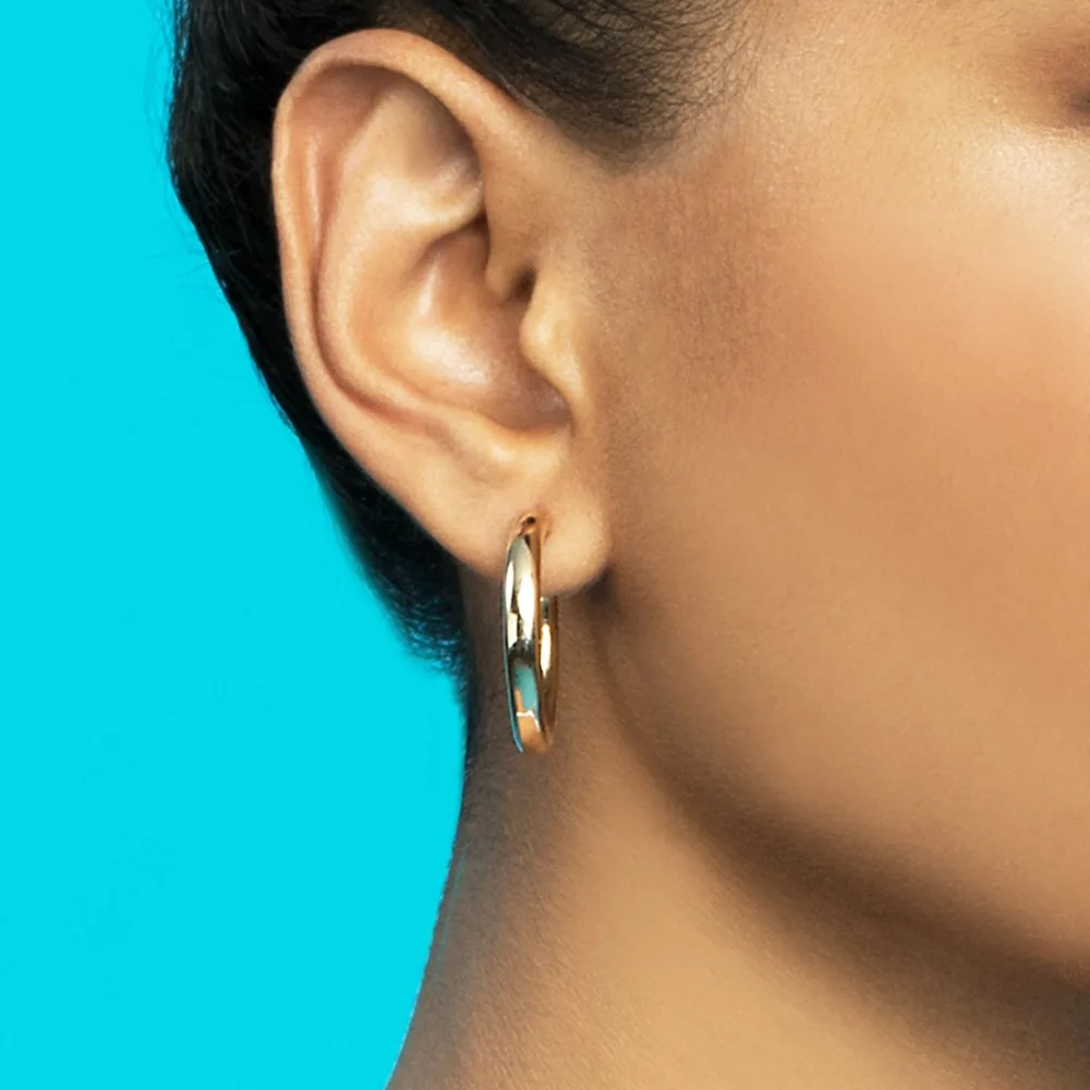 2019 fashion 5*20mm thick small hoop earring gold silver ear pin classic 20mm hoop smooth polished circle european women jewelry
2019 fashion 5*20mm thick small hoop earring gold silver ear pin classic 20mm hoop smooth polished circle european women jewelry