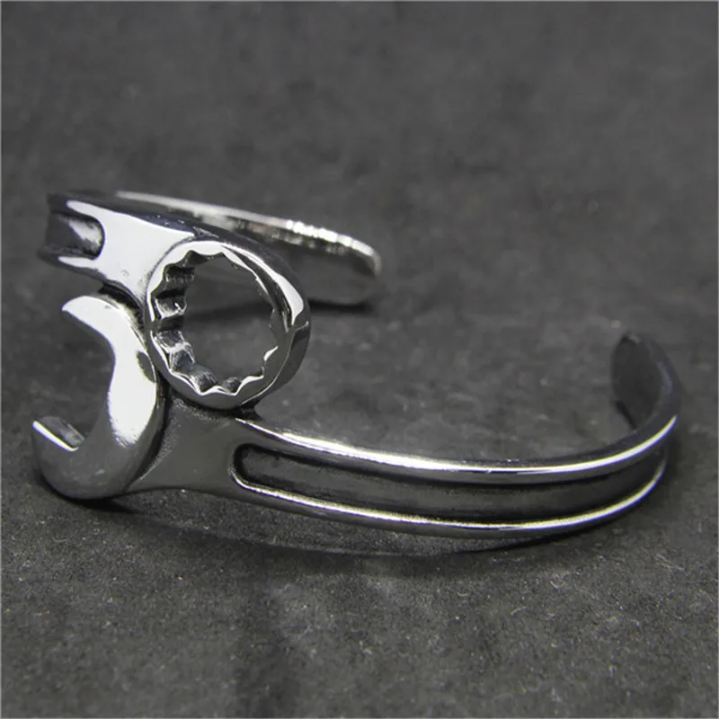 

Newest Design Motorcycle Cool Wrench Bracelet 316L Stainless Steel Cool Fashion Biker Spanner Bracelet