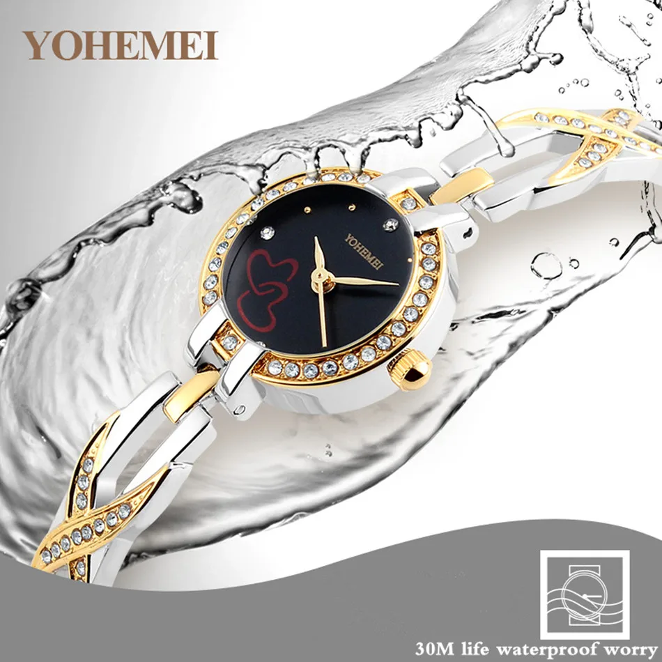 4007939665_1864426003_