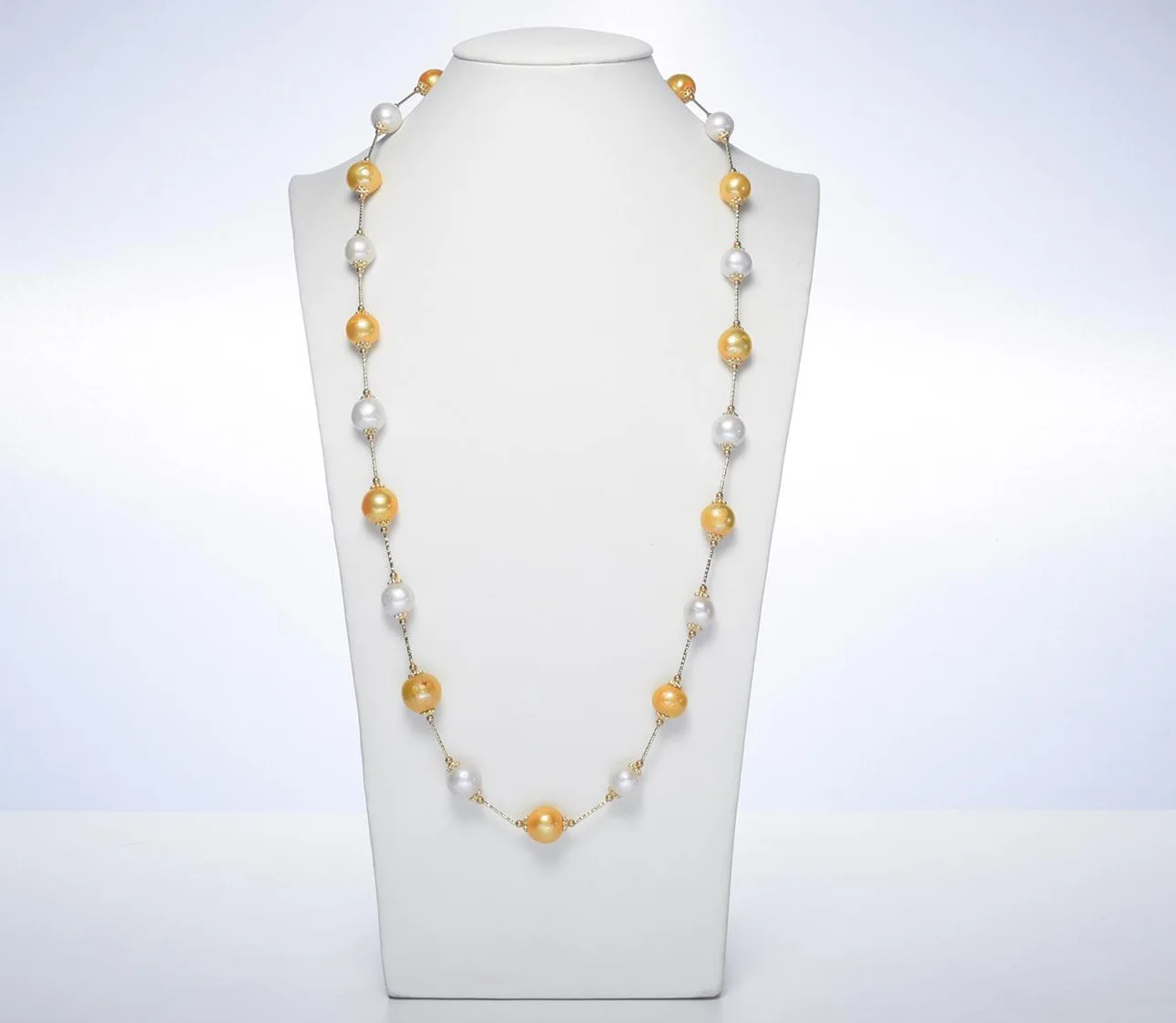 12-14mm Genuine Pearl Long Necklace White With Gold Mix Color Sweater Chain Women Pearl Necklace Jewelry Gifts
12-14mm Genuine Pearl Long Necklace White With Gold Mix Color Sweater Chain Women Pearl Necklace Jewelry Gifts