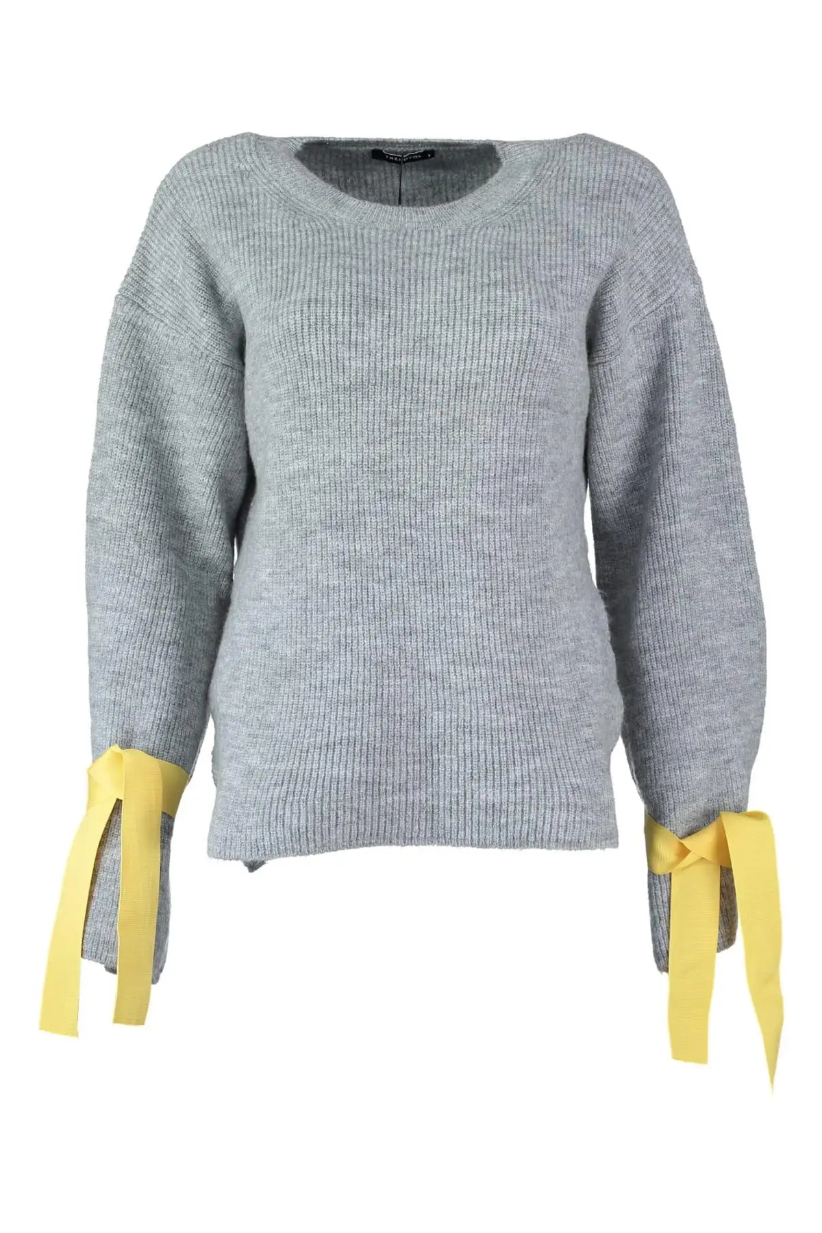 Trendyol WOMEN-Gray Cycling Neck Handle Binding Detaylı Knitwear Sweater TWOAW20NK0030
Trendyol WOMEN-Gray Cycling Neck Handle Binding Detaylı Knitwear Sweater TWOAW20NK0030