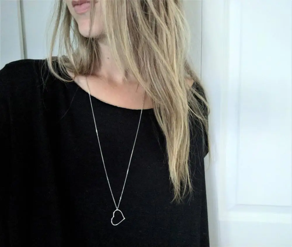 Tiny Heart Long Necklace for Women SHORT Chain Heart Shape Pendant Necklace Gift Ethnic Bohemian Choker Necklace drop shipping
Tiny Heart Long Necklace for Women SHORT Chain Heart Shape Pendant Necklace Gift Ethnic Bohemian Choker Necklace drop shipping
