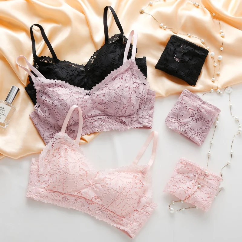 2019 Sexy Women Lace Bras Sets Lace Floral Padded Bras Hollow Underwear Briefs Set
2019 Sexy Women Lace Bras Sets Lace Floral Padded Bras Hollow Underwear Briefs Set