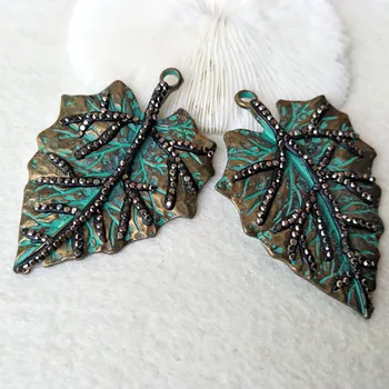 5Pcs Metal brass Leaf shape Charm Pendant Paved Crystal Rhinestone,DIY Jewelry Necklace Finding PD780
5Pcs Metal brass Leaf shape Charm Pendant Paved Crystal Rhinestone,DIY Jewelry Necklace Finding PD780