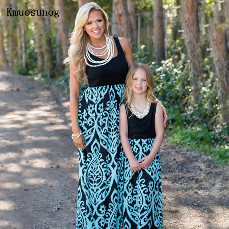 Mother daughter dress New family matching outfits Neon Coral Black Damask Maxi Dress baby girl summer mommy and me clothes C0240
Mother daughter dress New family matching outfits Neon Coral Black Damask Maxi Dress baby girl summer mommy and me clothes C0240