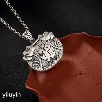KJJEAXCMY S990 cut - out lace open rich and pure silver Thai silver antique sweater pendant
KJJEAXCMY S990 cut - out lace open rich and pure silver Thai silver antique sweater pendant