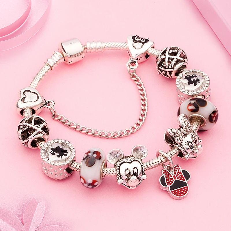 Red Black Enamel Minnie Pendant P Bracelet Silver Mickey Sky Ball Charm Bracelet Snake Chain Lover Bracelet Pulseira Casal
Red Black Enamel Minnie Pendant P Bracelet Silver Mickey Sky Ball Charm Bracelet Snake Chain Lover Bracelet Pulseira Casal