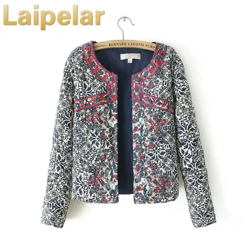 2016 New Blue And White Round Neck Jacket Embroidary Jacket Women Women Embroidery Slim Jacket Laipelar Autumn Fashion Coat
2016 New Blue And White Round Neck Jacket Embroidary Jacket Women Women Embroidery Slim Jacket Laipelar Autumn Fashion Coat