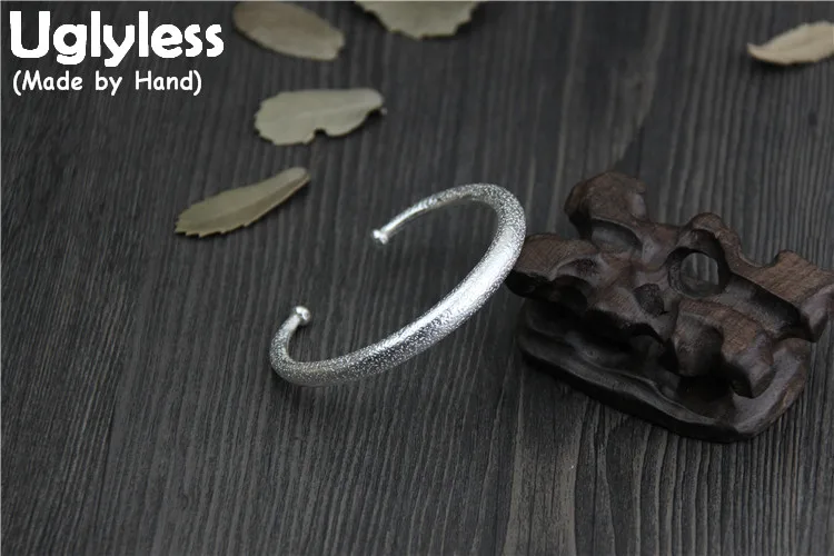 Uglyless Real S999 Fine Silver Women Thick Opening Bangles Frosted Handmade Adjustable Bangle Ethnic Simple Fashion Ball Jewelry
Uglyless Real S999 Fine Silver Women Thick Opening Bangles Frosted Handmade Adjustable Bangle Ethnic Simple Fashion Ball Jewelry
