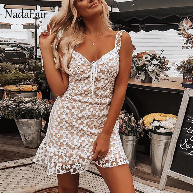 FSDA Lace Bow Summer Dress Embroidery Hollow Out V Neck Cute Ruffles Beach Women Mini Dresses
FSDA Lace Bow Summer Dress Embroidery Hollow Out V Neck Cute Ruffles Beach Women Mini Dresses