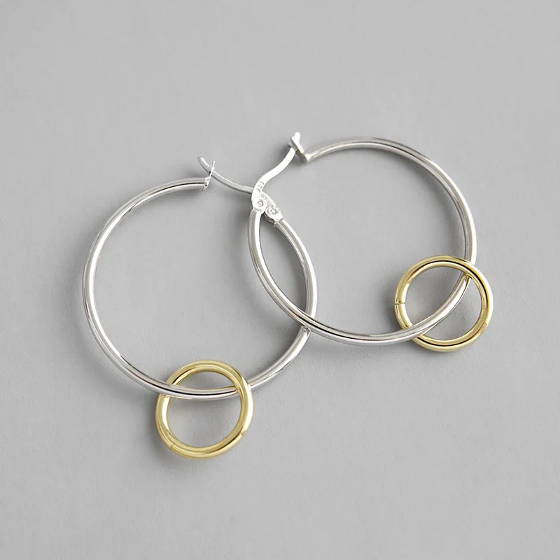 2-tone Authentic 925 Sterling silver Geometric INS Interlocked Double Lucky Open Circles Dangle Tassel earrings jEWELRY E523
2-tone Authentic 925 Sterling silver Geometric INS Interlocked Double Lucky Open Circles Dangle Tassel earrings jEWELRY E523
