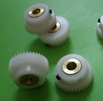 0.5M-40Teeths POM nylon convex straight pur gear Copper sleeve with inner hole -outer diameter:21mm hole:5mm
0.5M-40Teeths POM nylon convex straight pur gear Copper sleeve with inner hole -outer diameter:21mm hole:5mm