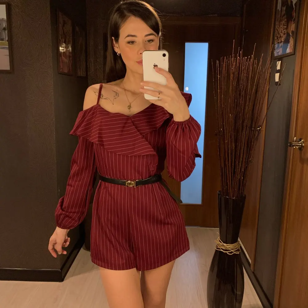 Ruffle Short Women Jumpsuit Striped White Long Sleeve Off Shoulder Black Boho Red Pink Summer Sexy Beach Rompers Women Jumpsuit
Ruffle Short Women Jumpsuit Striped White Long Sleeve Off Shoulder Black Boho Red Pink Summer Sexy Beach Rompers Women Jumpsuit