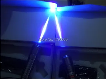 Strong power military 405nm 2000m 2w Flashlight blue purple laser pointers Burn Matches & Light Cigarettes+Changer+gift Box
Strong power military 405nm 2000m 2w Flashlight blue purple laser pointers Burn Matches & Light Cigarettes+Changer+gift Box