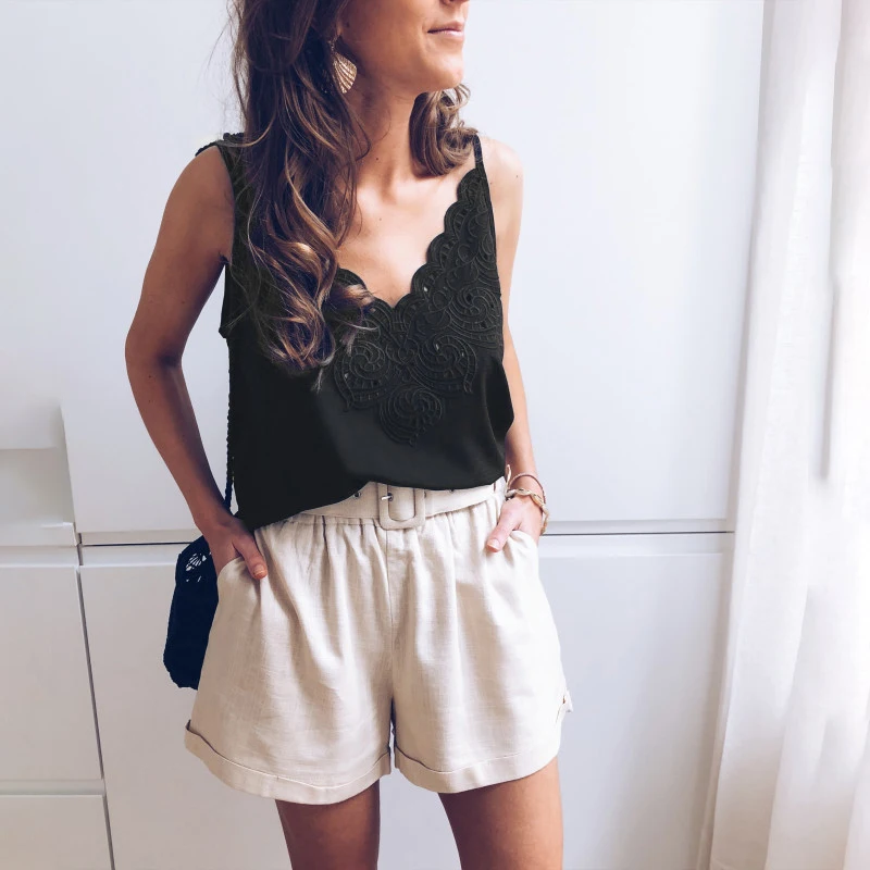 Women Camisole Top Solid Color V Neckline Embroidery Hollow Out Scalloped Tank Tops Women Sexy Sleeveless Top Women Streetwear
Women Camisole Top Solid Color V Neckline Embroidery Hollow Out Scalloped Tank Tops Women Sexy Sleeveless Top Women Streetwear