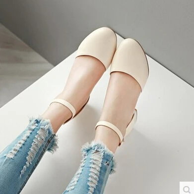 2020 New Baotou Sandals Female Summer Students With Heels With The Korean Version The Word With Summer Shoes Larger Size 34-43
2020 New Baotou Sandals Female Summer Students With Heels With The Korean Version The Word With Summer Shoes Larger Size 34-43