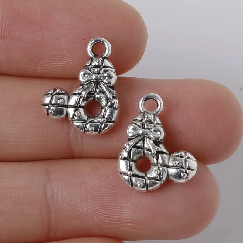 Hot Selling 7pcs 12x15mm Zinc Alloy Antique Silver Plated Mickey Mouse Head DIY Charms Pendants Fit European Bracelet Necklace
Hot Selling 7pcs 12x15mm Zinc Alloy Antique Silver Plated Mickey Mouse Head DIY Charms Pendants Fit European Bracelet Necklace
