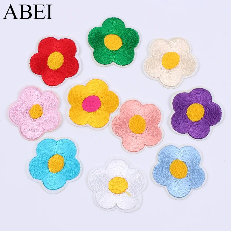 20pcs/lot Mix Colors Small Flower Patch Iron On mini flower sticker for sheets clothing decors sewing Dress Jeans appliques
20pcs/lot Mix Colors Small Flower Patch Iron On mini flower sticker for sheets clothing decors sewing Dress Jeans appliques