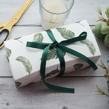 green leaves design 10pcs 18.5*9*5.5 cm Paper Box for Candy Cookie jar candle wedding Party birthday DIY gift Packaging
green leaves design 10pcs 18.5*9*5.5 cm Paper Box for Candy Cookie jar candle wedding Party birthday DIY gift Packaging