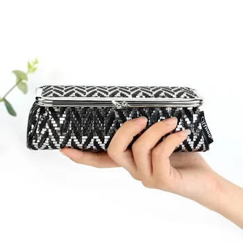 2020 New Arrival Women Pretty Makeup Bag with Mirror Lipstick Cosmetic Bag Simple Makeup Organizer Toolbox Brush Storage Case
2020 New Arrival Women Pretty Makeup Bag with Mirror Lipstick Cosmetic Bag Simple Makeup Organizer Toolbox Brush Storage Case