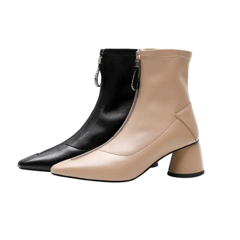 Daiwenjie 2019 elastic boots autumn and winter small round head fashion simple wild boots
Daiwenjie 2019 elastic boots autumn and winter small round head fashion simple wild boots