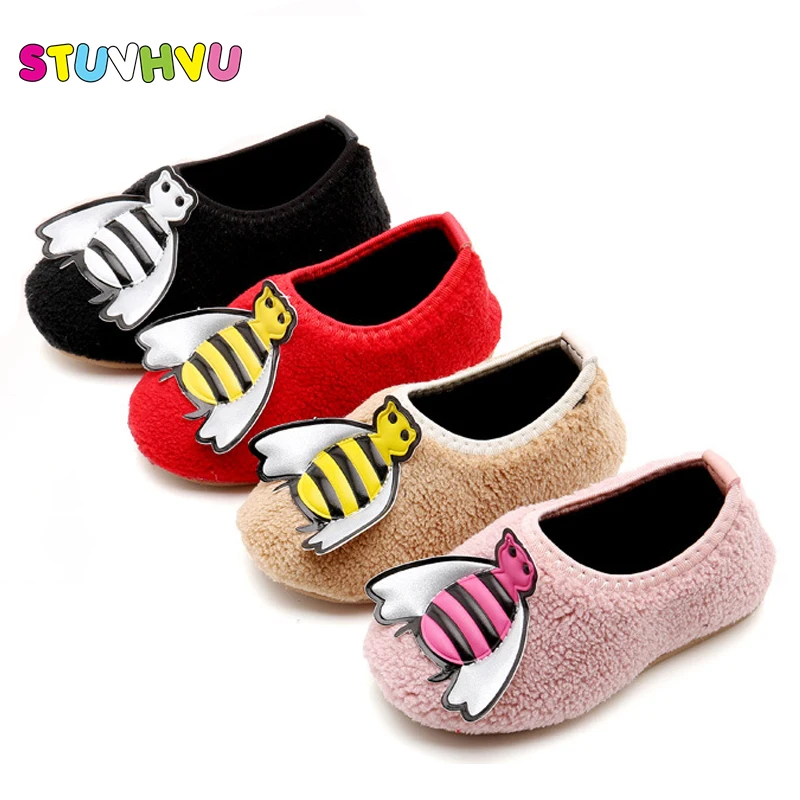 Girls children home slipper cute casual cotton shoes fashion soft slippers winter kids small bee 1-6 years old baby shoes tide
Girls children home slipper cute casual cotton shoes fashion soft slippers winter kids small bee 1-6 years old baby shoes tide