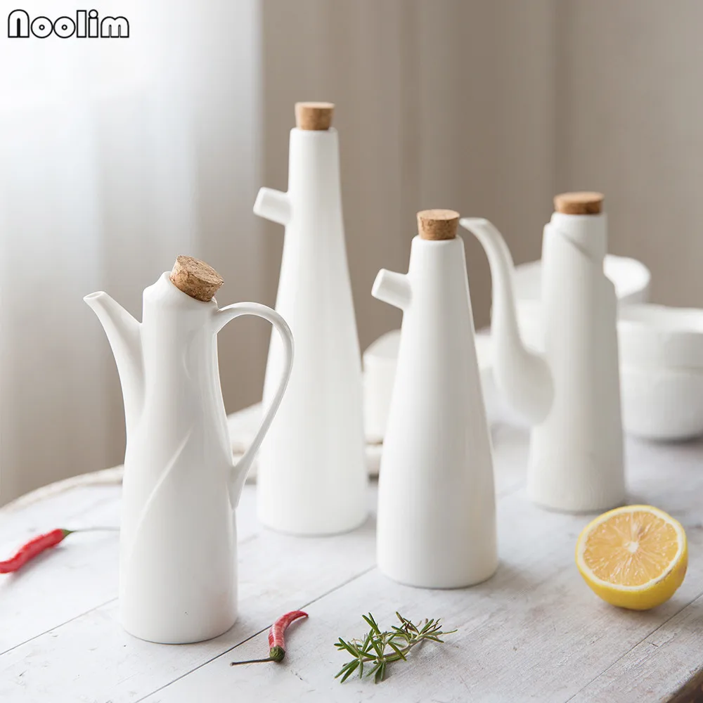 NOOLIM Ceramic Gravy Boats Porcelain Olive Oil Pot Soy Sauce Vinegar Seasoning Can Oil Bottle Kitchen Cooking Tools
NOOLIM Ceramic Gravy Boats Porcelain Olive Oil Pot Soy Sauce Vinegar Seasoning Can Oil Bottle Kitchen Cooking Tools