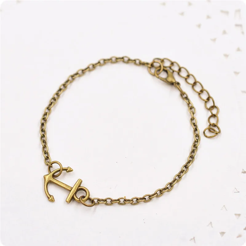 European and American personality with retro boat anchor simple bracelet hot sale small anchor bracelet chain female models
European and American personality with retro boat anchor simple bracelet hot sale small anchor bracelet chain female models