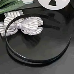 DIY 10MM Korean models plastic hair bands (black) 20pcs per pack wholesale free shipping
DIY 10MM Korean models plastic hair bands (black) 20pcs per pack wholesale free shipping