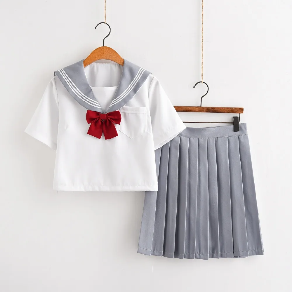 2019 New Design Japanese Girls Uniform Summer Short Sleeved Shirt and Grey Pleated Skirt Student Performance Sailor Uniforms
2019 New Design Japanese Girls Uniform Summer Short Sleeved Shirt and Grey Pleated Skirt Student Performance Sailor Uniforms