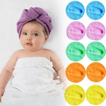 2pcs Baby Care Hand Foot Inkpad Drying Parent-child Hand Inkpad Fingerprint oft Clay Baby Handprint Footprint Imprint Casting
2pcs Baby Care Hand Foot Inkpad Drying Parent-child Hand Inkpad Fingerprint oft Clay Baby Handprint Footprint Imprint Casting