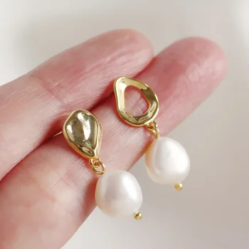 Silvology Asymmetry Baroque Pearl Earrings Gold Freshwater Pearl Openwork Elegant Sterling 925 Silver Female Romantic Jewelry
Silvology Asymmetry Baroque Pearl Earrings Gold Freshwater Pearl Openwork Elegant Sterling 925 Silver Female Romantic Jewelry