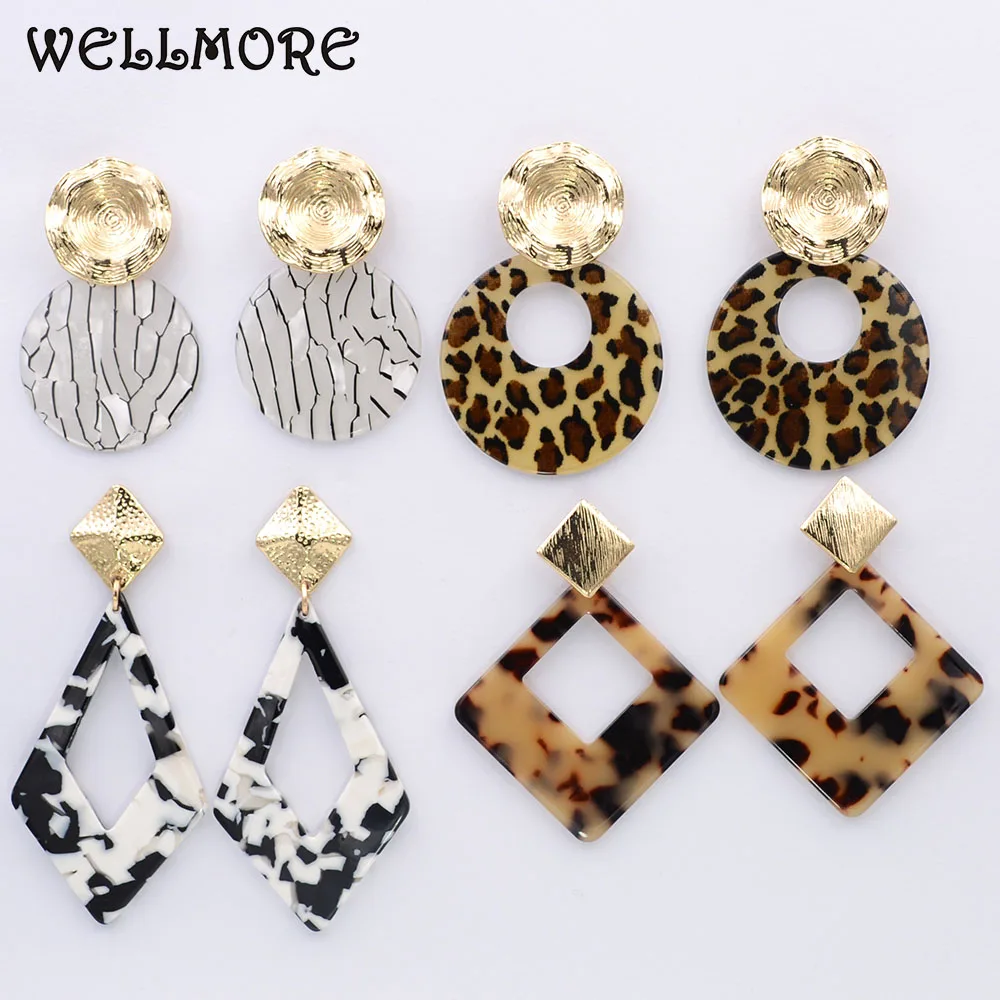 WELLMORE metal earrings leopard-print resin Stud Earrings For Women Fashion jewelry Bohemian earrings Party Jewelry wholesale
WELLMORE metal earrings leopard-print resin Stud Earrings For Women Fashion jewelry Bohemian earrings Party Jewelry wholesale