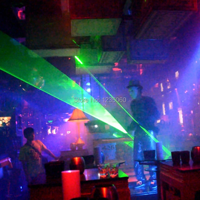 New Design Mini Dual Direction Green Laser Sword For Laser Man Show 532nm 200mW Double-Headed Wide Beam Laser Double laser pen
New Design Mini Dual Direction Green Laser Sword For Laser Man Show 532nm 200mW Double-Headed Wide Beam Laser Double laser pen