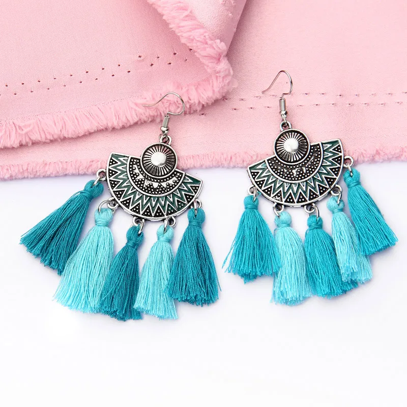 Vintage Long Earrings 2019 Women's Fashion Statement Earring Silver Tassel Earrings For Wedding party Christmas gift Wholesale
Vintage Long Earrings 2019 Women's Fashion Statement Earring Silver Tassel Earrings For Wedding party Christmas gift Wholesale