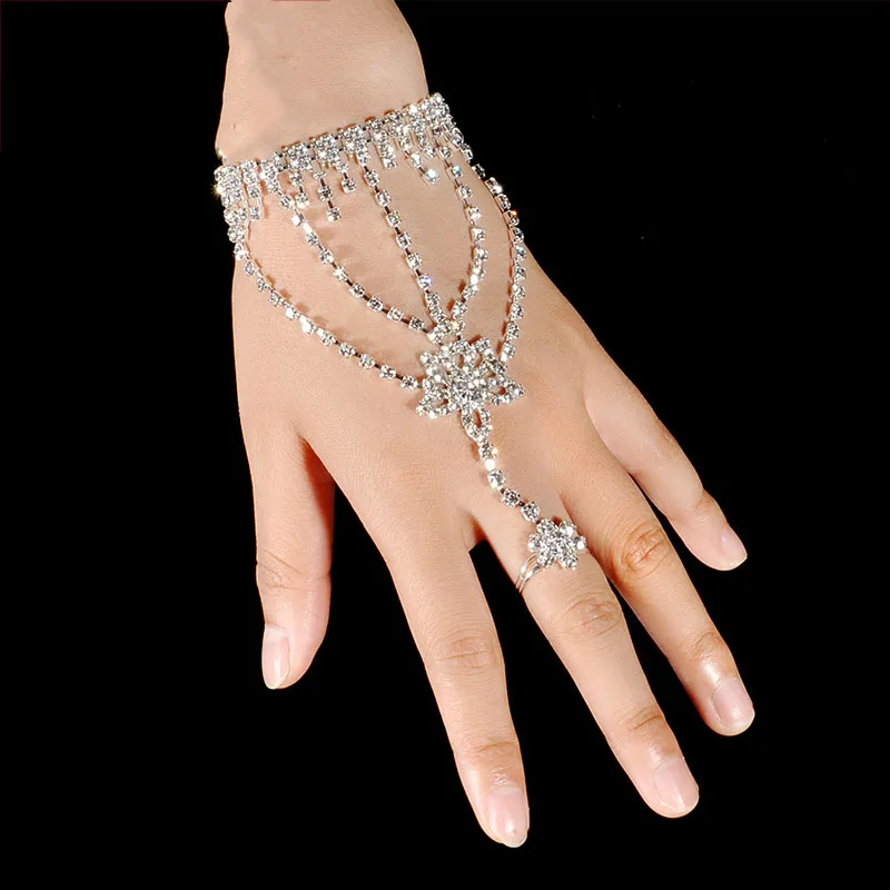 Belly Dance Accessories Women Sexy Bracelet Jewelry Alloy Ring Bracelets Belly Dance Bracelets Performance Practice Wear DN1646
Belly Dance Accessories Women Sexy Bracelet Jewelry Alloy Ring Bracelets Belly Dance Bracelets Performance Practice Wear DN1646